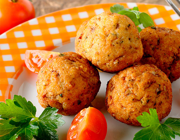 Bolinho de batata doce e frango